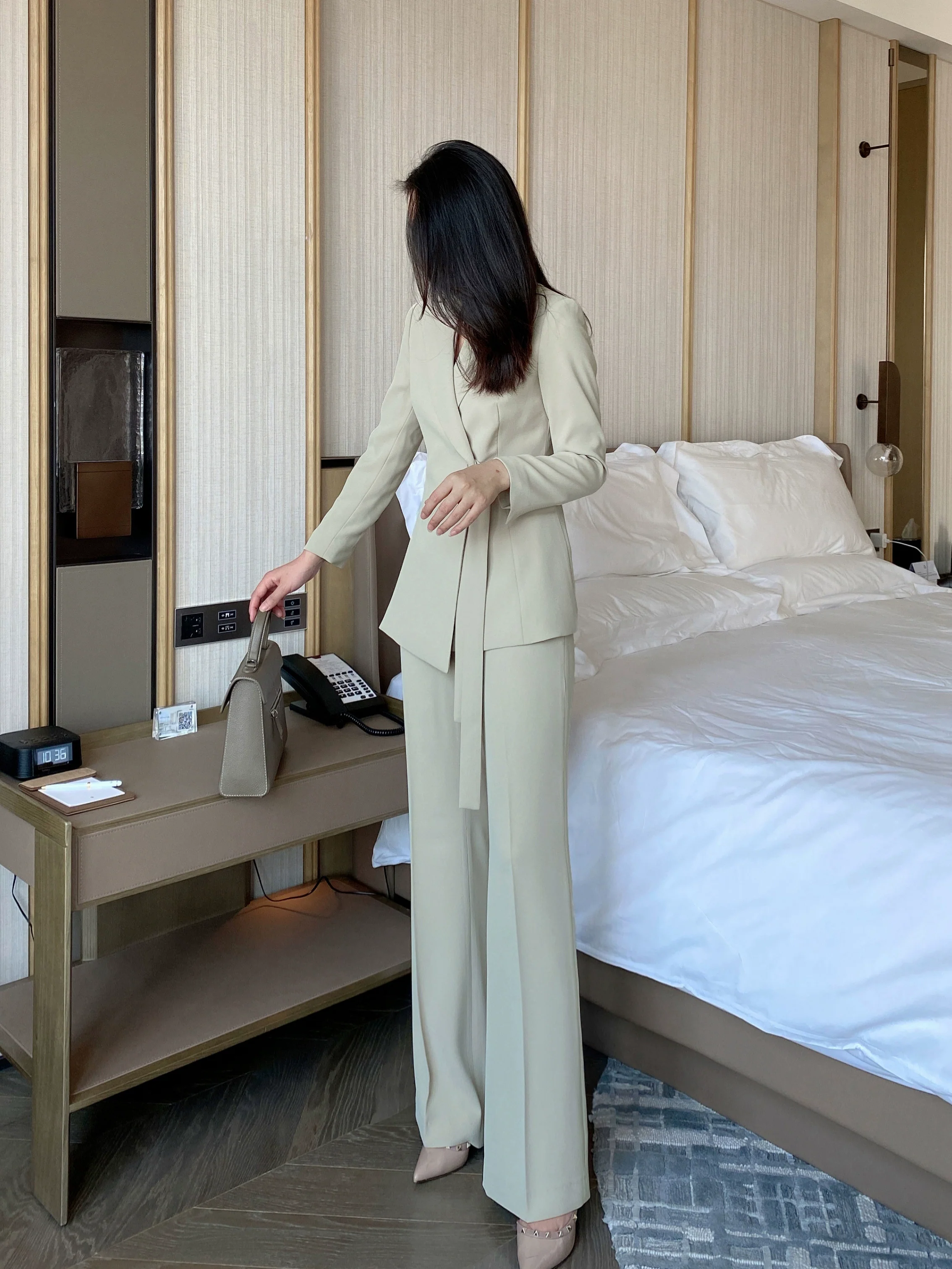 Avocado Green Slim-Fit Women's Suit Set with Trousers - Image 2