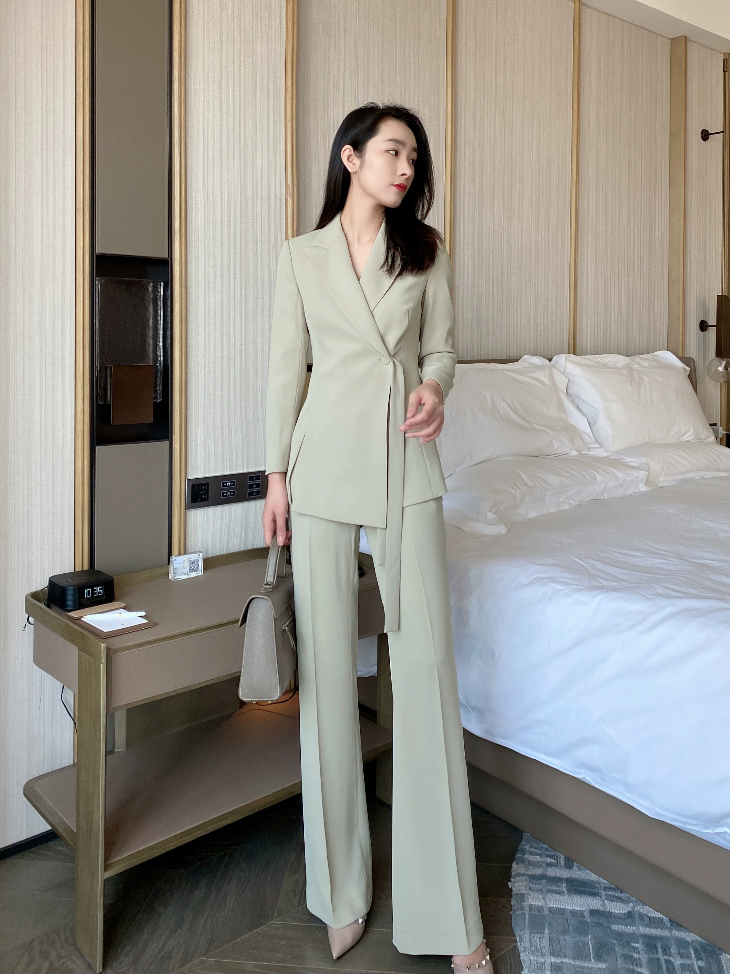 Avocado Green Slim-Fit Women's Suit Set with Trousers - Image 4