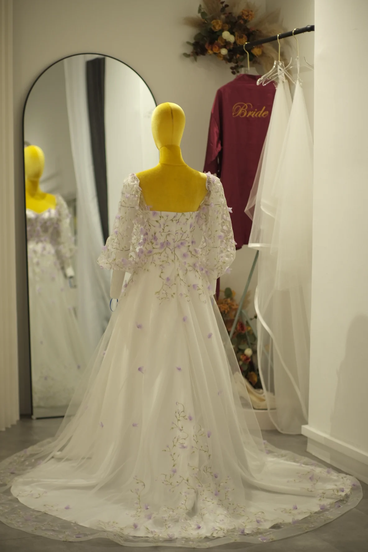 Lux Fabric Half Lace with 3D Lace Size M Wedding Gown | Ready-to-Wear - Image 7