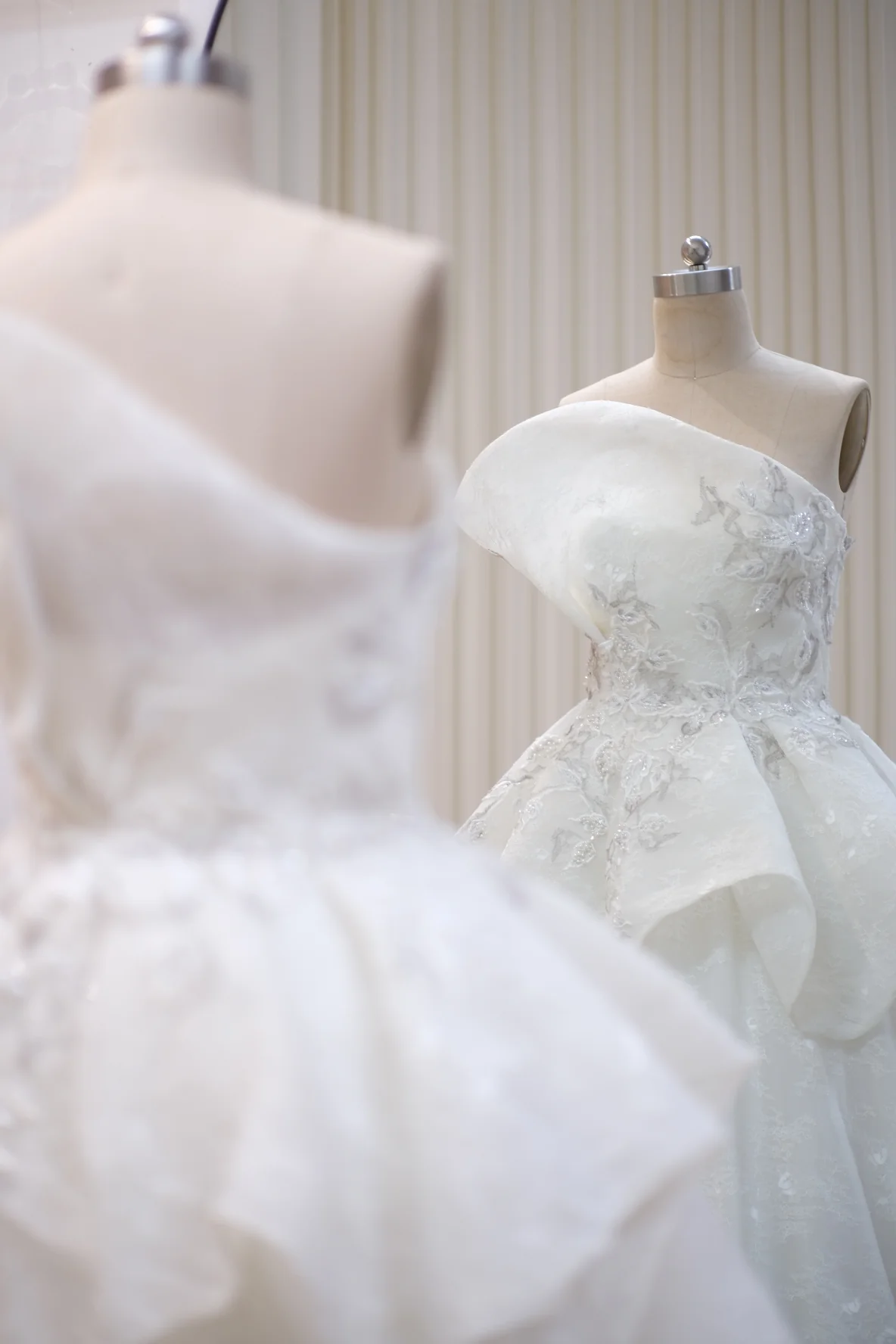 Lux Full Fabric Lace with Beaded Wedding Gown Size L | Ready-to-Wear - Image 3