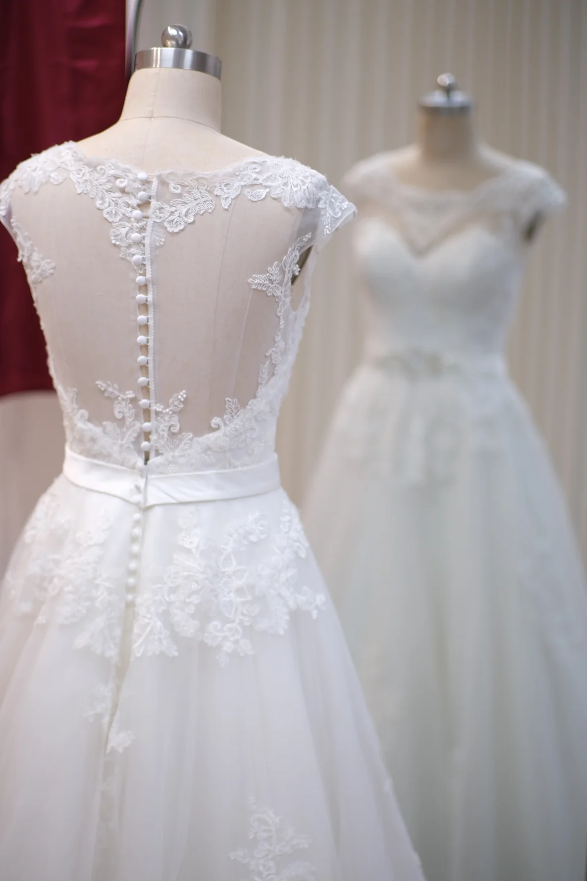 Lux Full Applique Lace with Beaded Wedding Gown Size M | Ready-to-Wear - Image 6