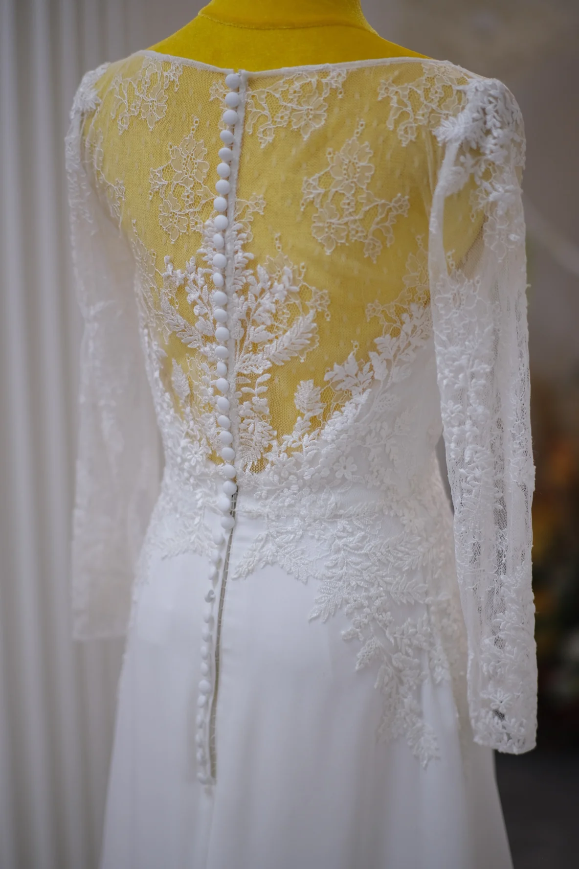 Premium Half Lace Wedding Gown Size M | Ready-to-Wear - Image 7