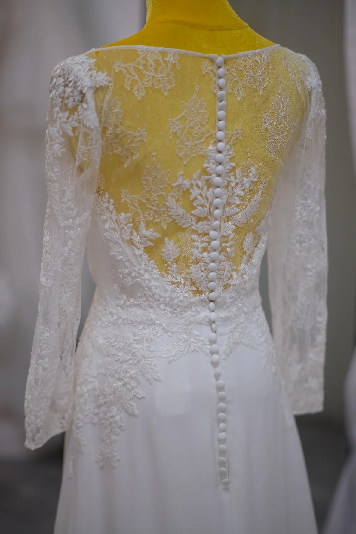 Premium Half Lace Wedding Gown Size M | Ready-to-Wear - Image 8