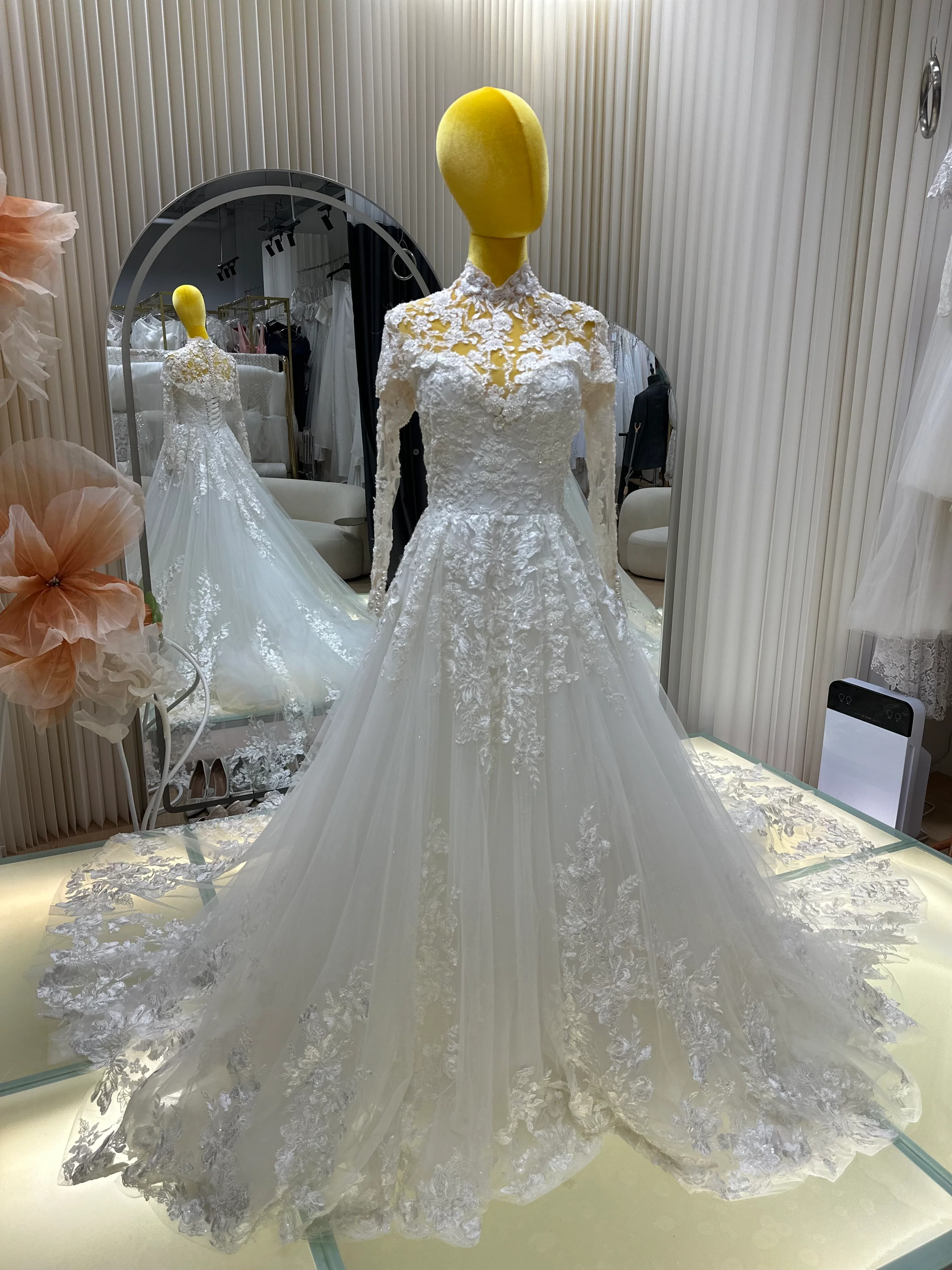 Lux Full Lace Wedding Gown Size XS-XL Bust 78-94 | Ready-to-Wear - Image 10