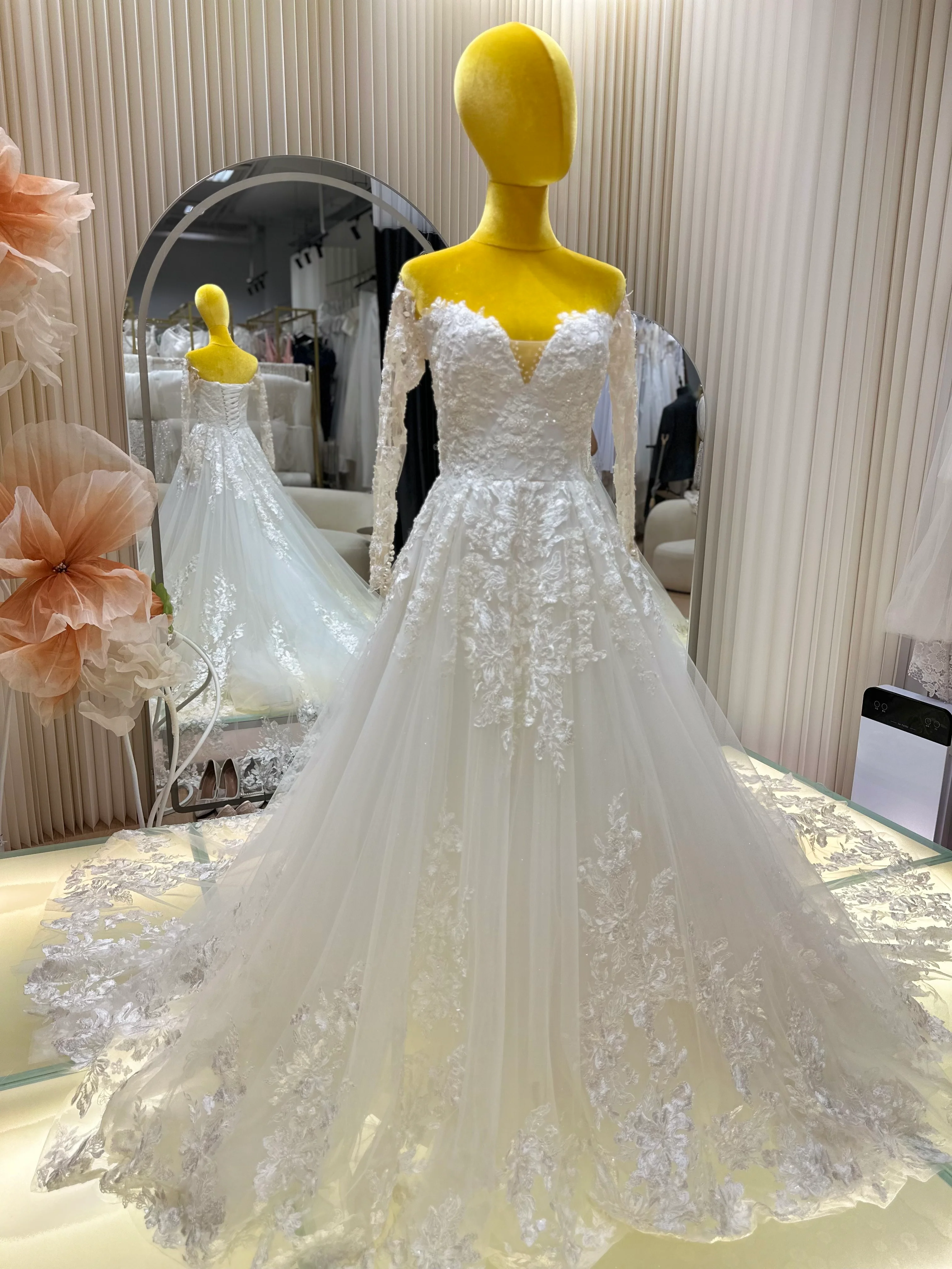 Lux Full Lace Wedding Gown Size XS-XL Bust 78-94 | Ready-to-Wear - Image 7