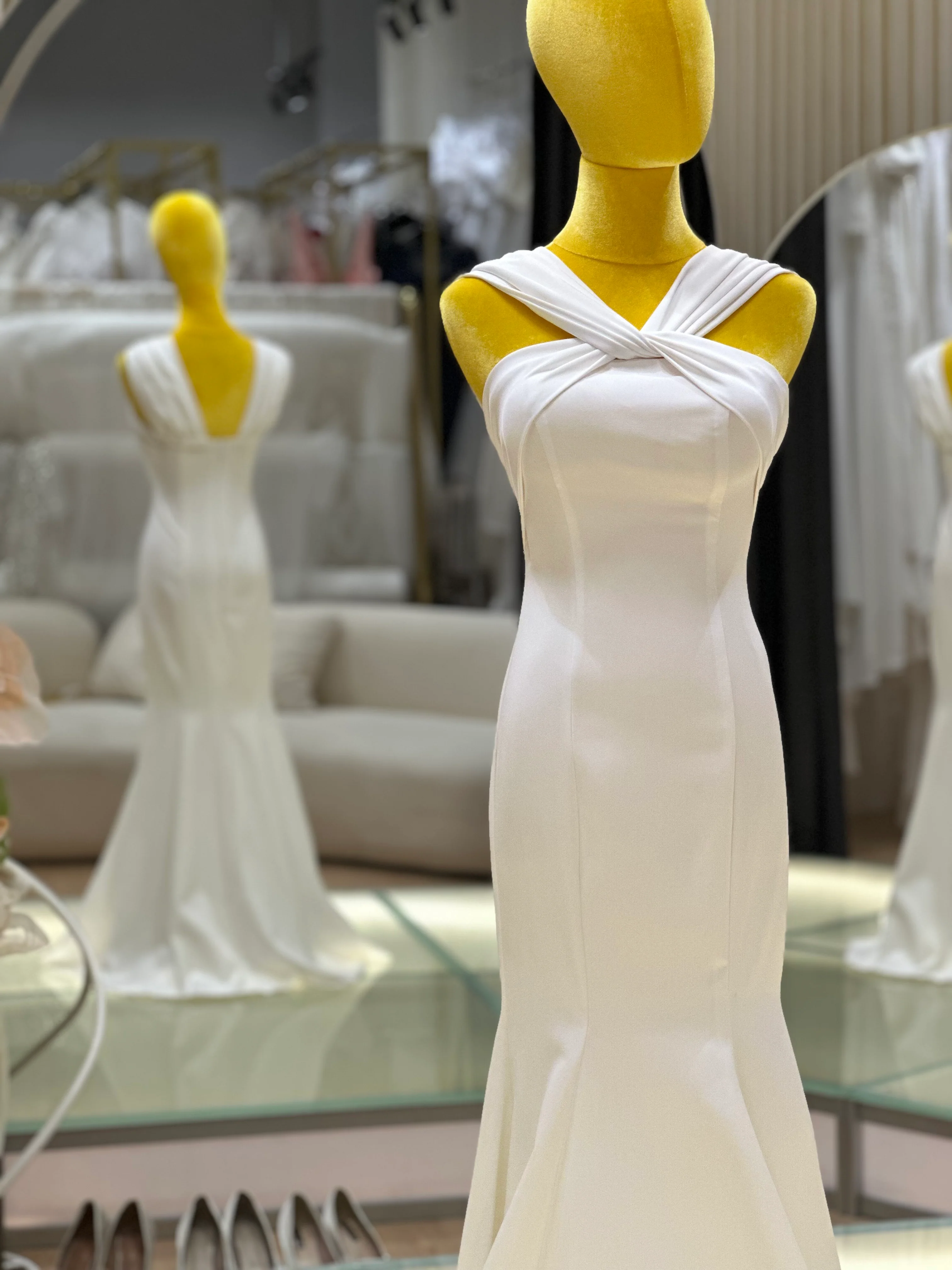 Pleated Plain Wedding Gown Size XS Bust 78 | Ready-to-Wear - Image 5