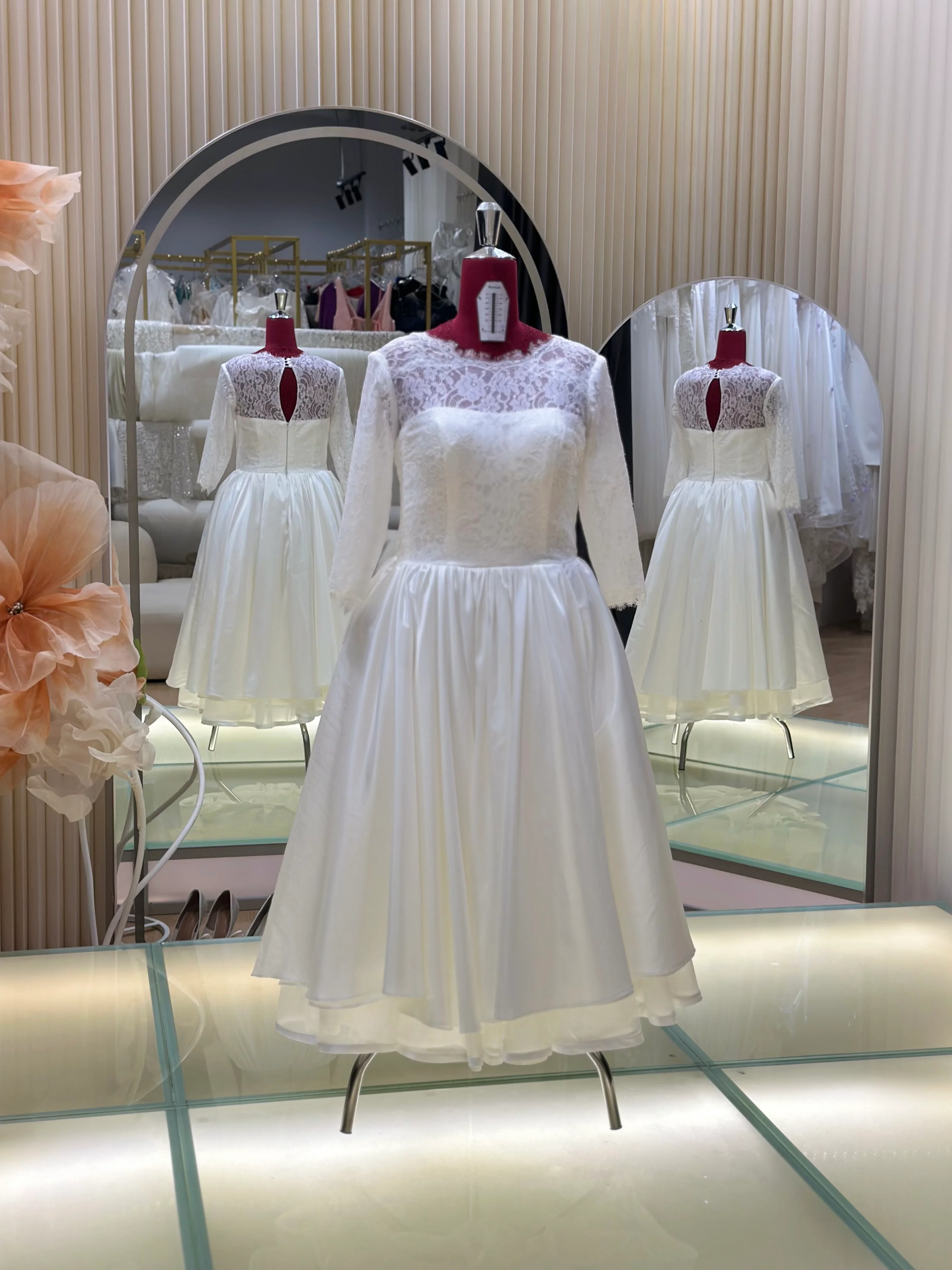 Half-Lace Wedding Gown Size XXL Bust 96 | Ready-to-Wear