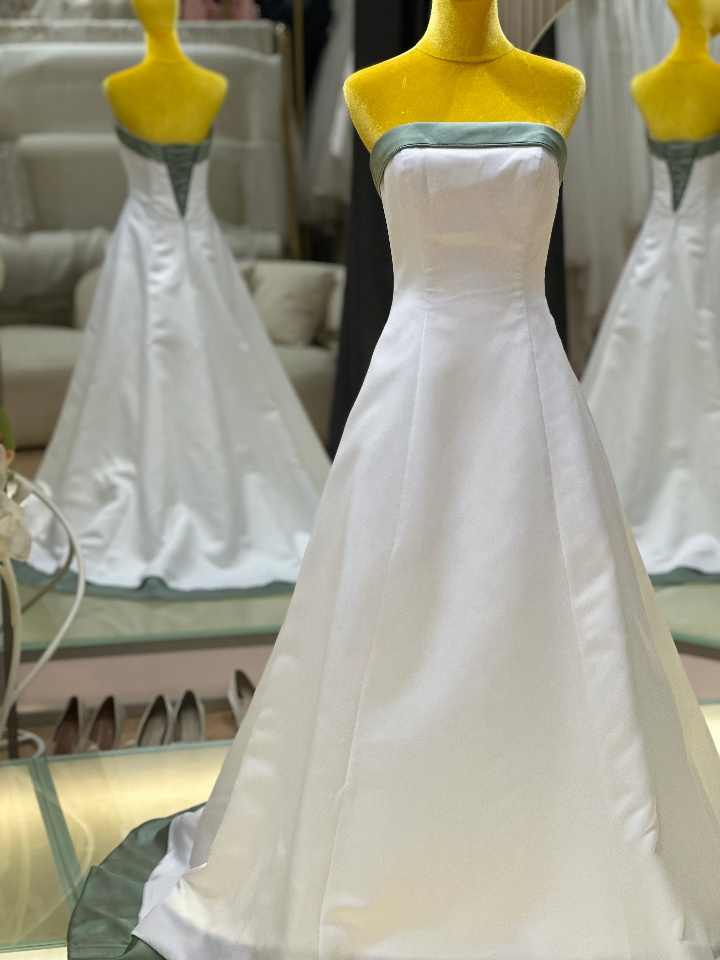 Emerald Green Pleated Premium Wedding Gown | Ready-to-Wear - Image 3