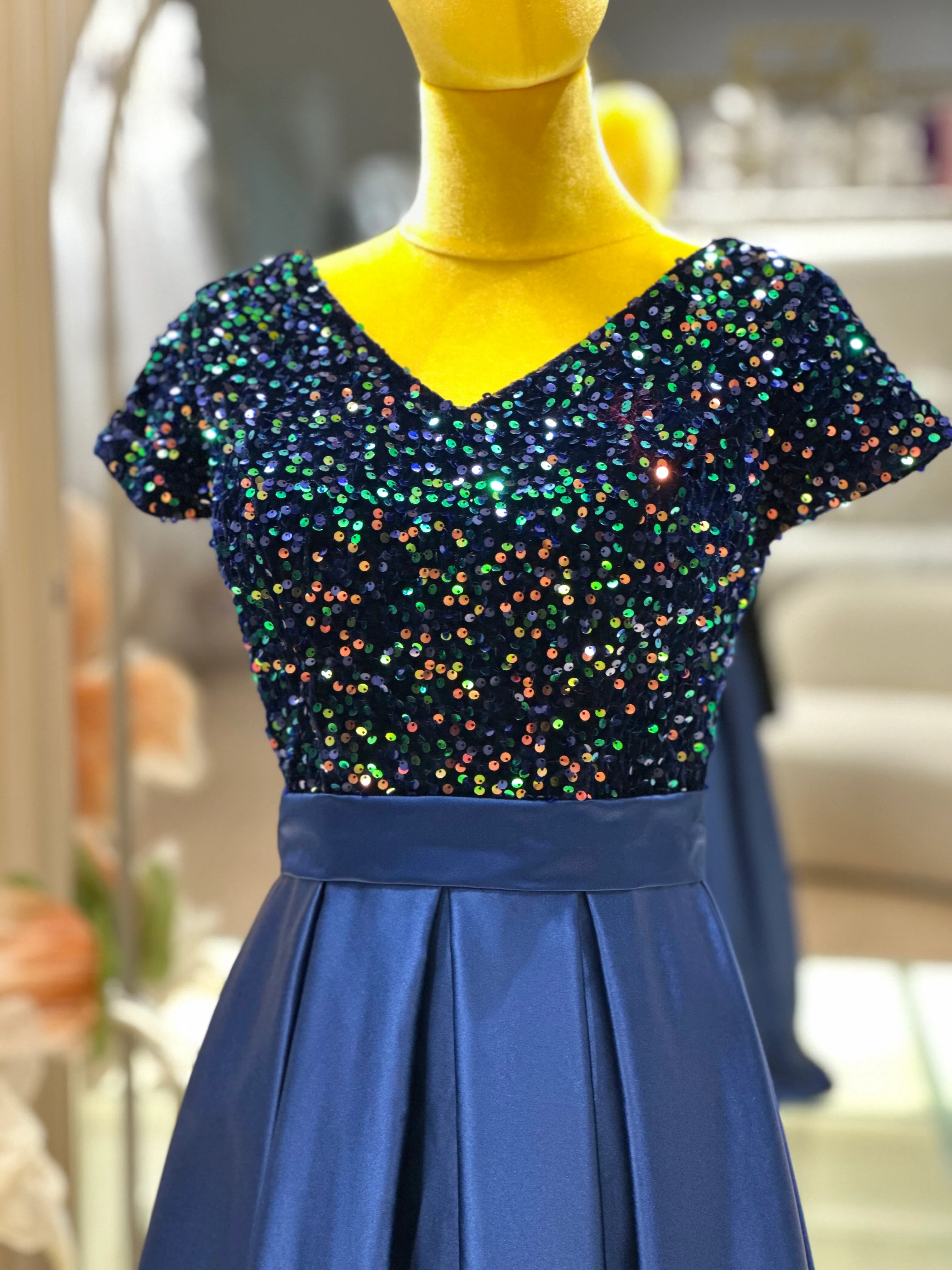 Midnight Sparkle Sequined Evening Gown | Ready-to-Wear - Image 7