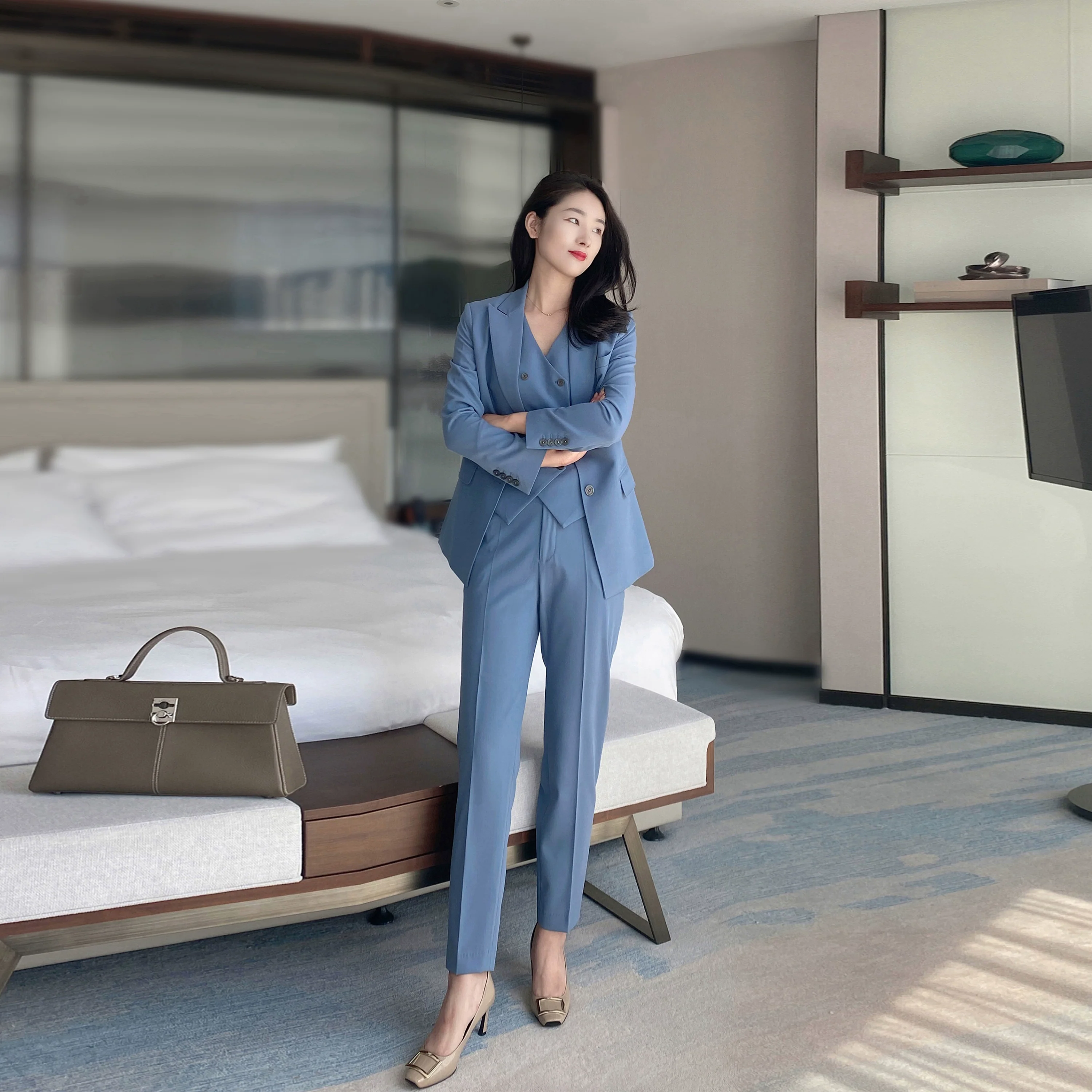 Elegant Autumn Classic 3‑Piece Women’s Suit Set Haze Blue Slim Fit - Image 6