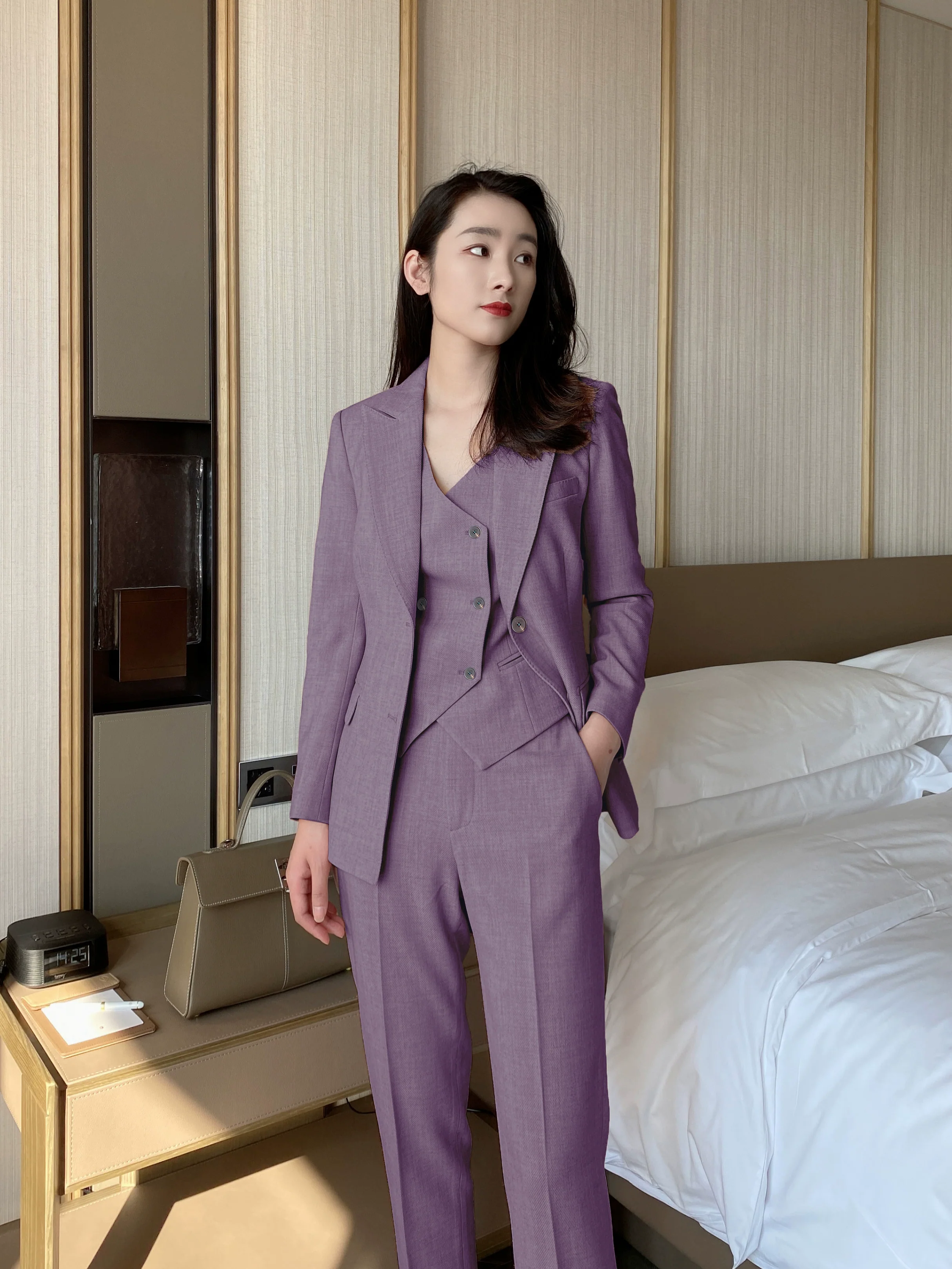 Elegant Autumn Purple 3‑Piece Slim Fit Women’s Suit Set - Image 3