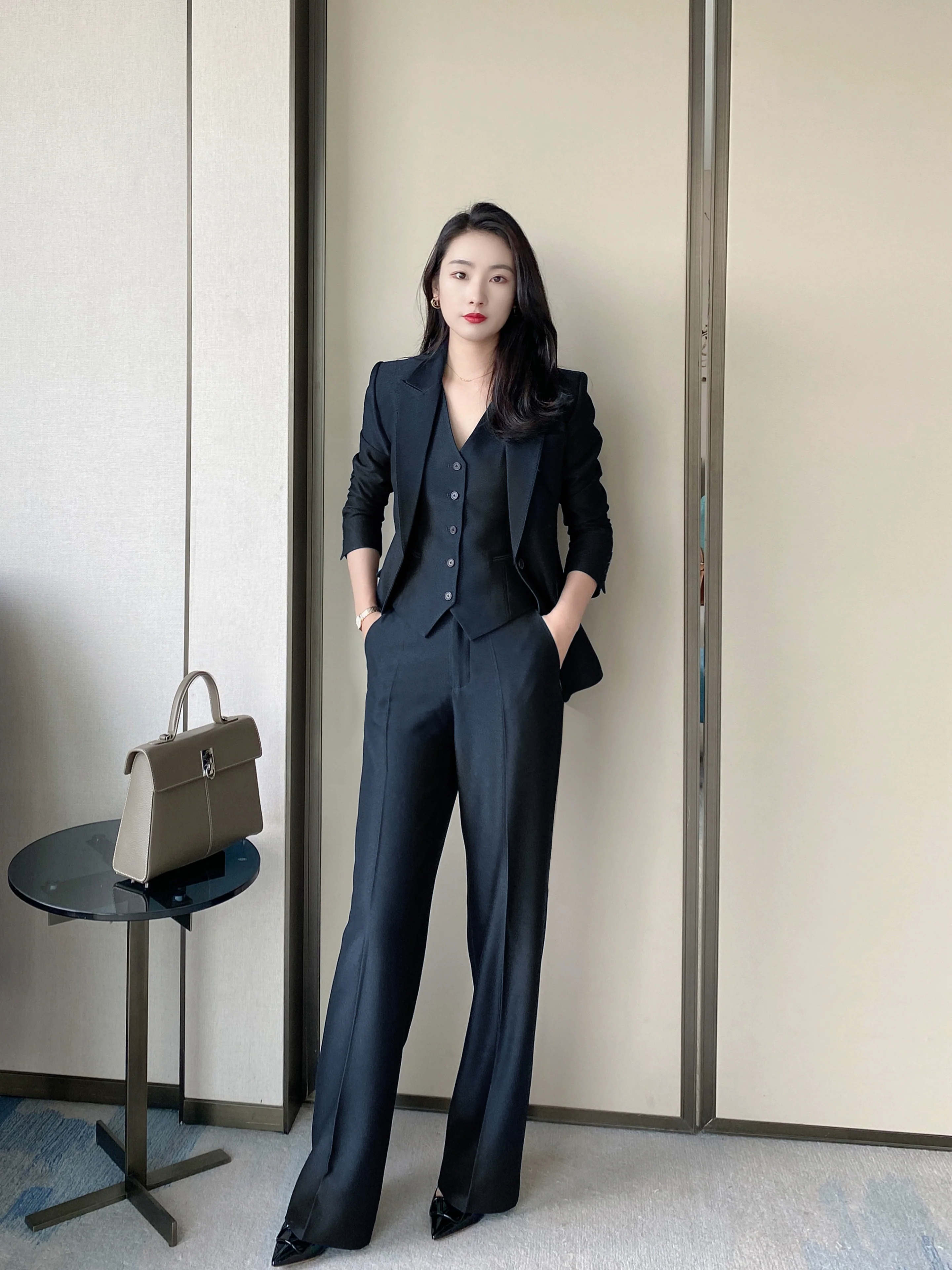 Elegant Black Women's Three-Piece Suit Set Jacket Vest Trousers - Image 5