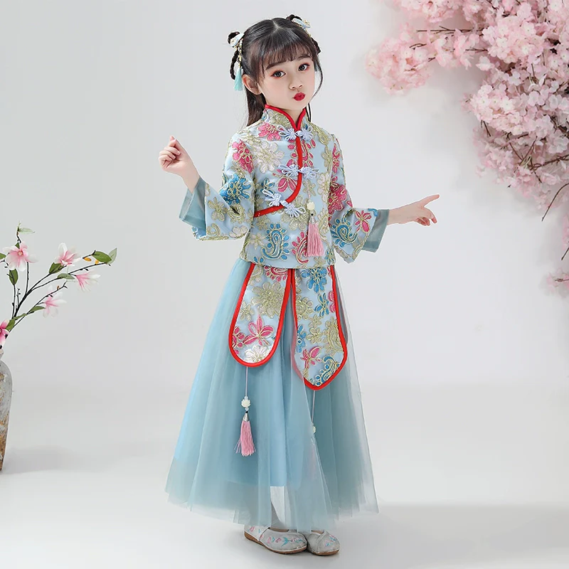 Elegant Princess Hanfu Dress for Girls - Winter Fleece Long-Sleeve Costume - Image 4