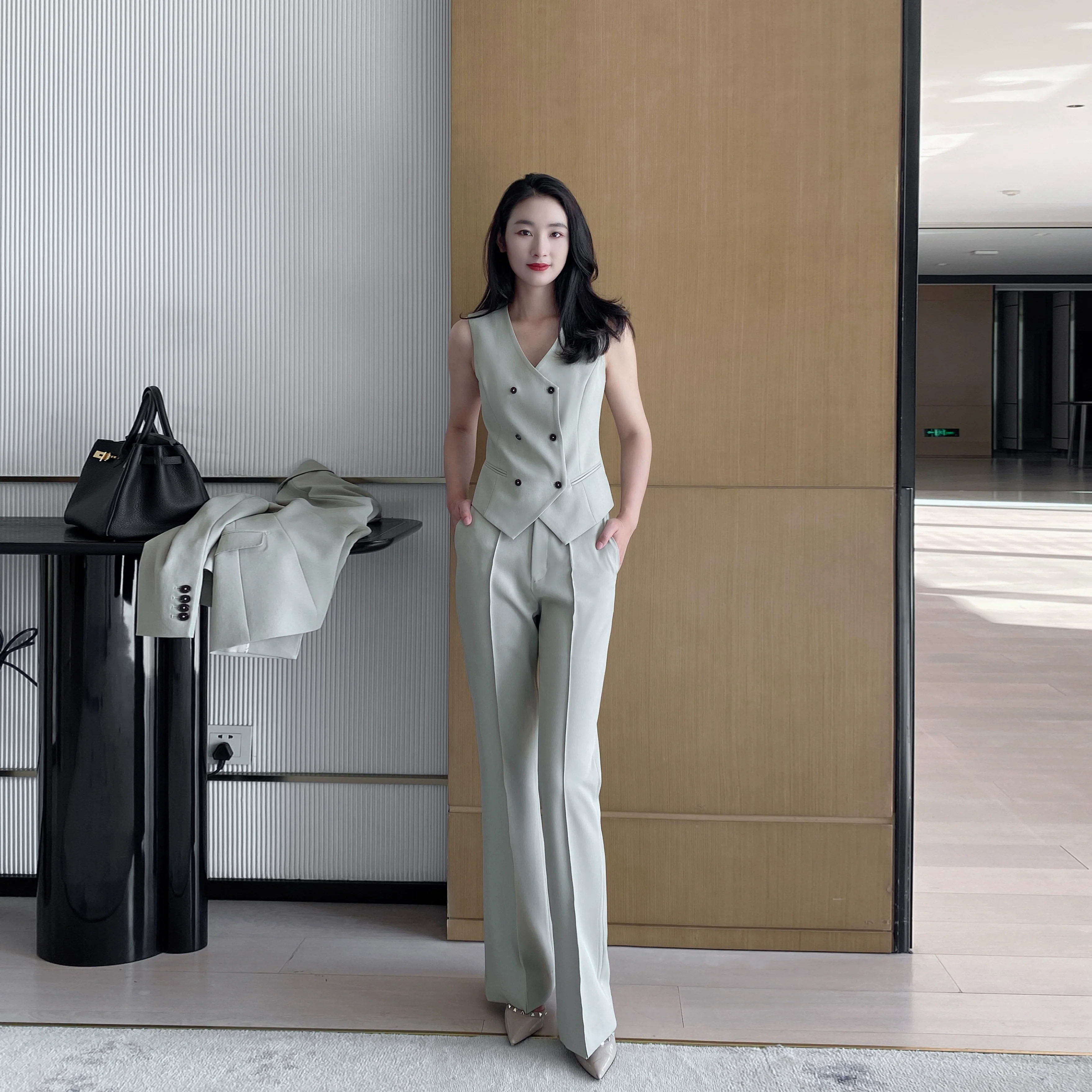 Elegant Khaki Women's Three-Piece Suit with Jacket Vest Flared Trousers - Image 4