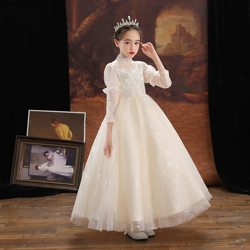 Elegant Long Sleeve Princess Wedding Dress for Girls' Performance - Image 2