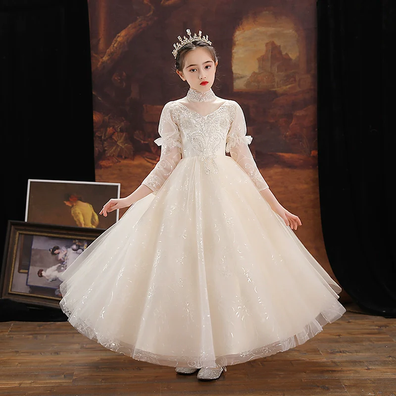Elegant Long Sleeve Princess Wedding Dress for Girls' Performance - Image 7