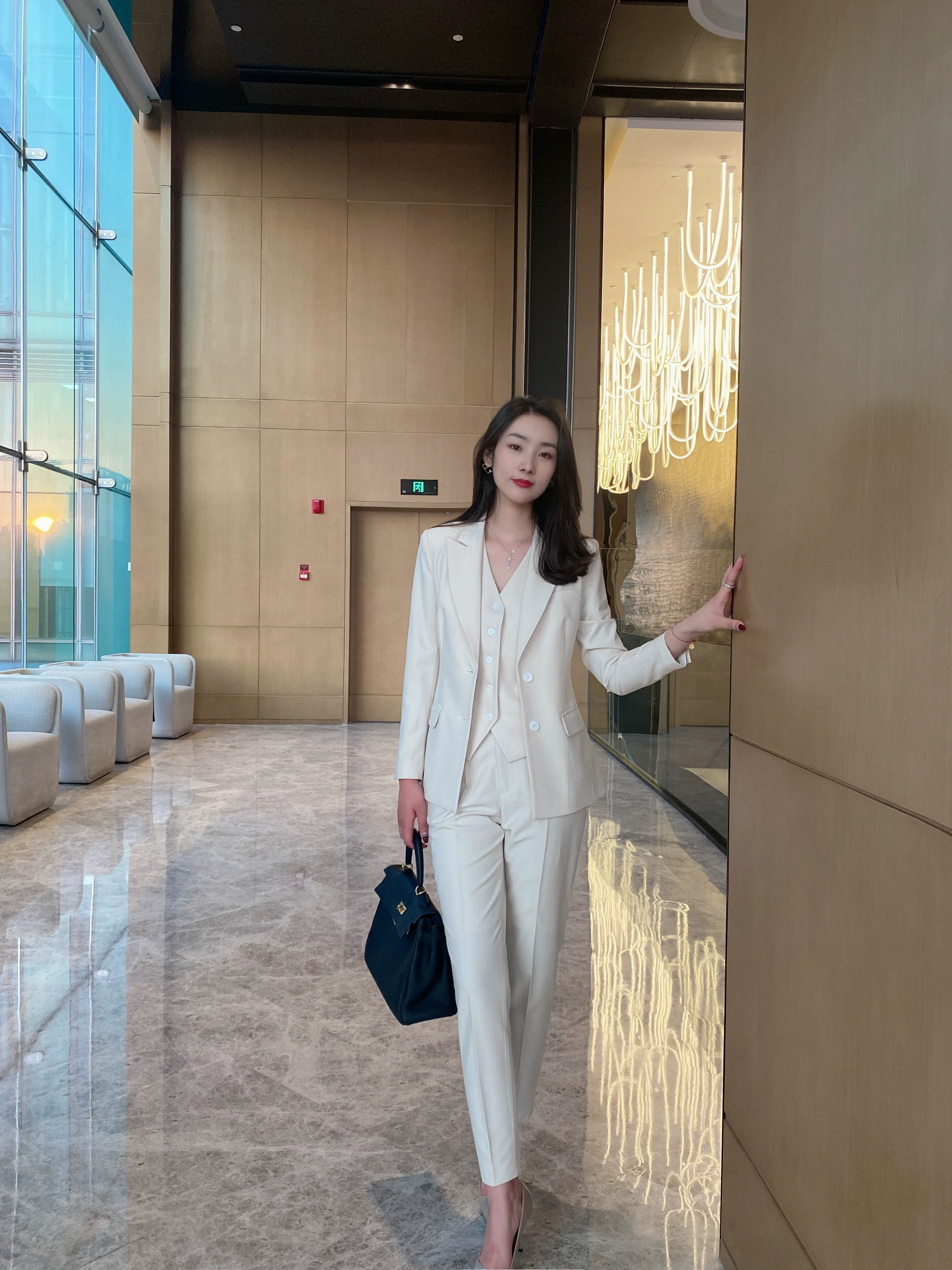 Elegant Oat Autumn Women’s 3‑Piece Suit Vest Trousers Set - Image 2