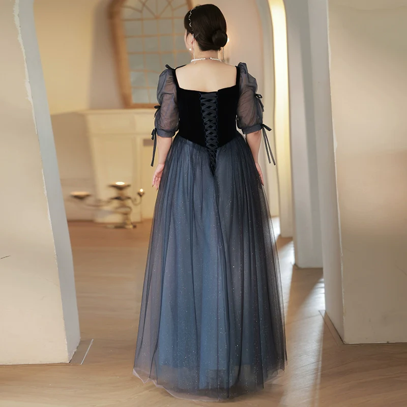 Elegant Piano Performance Costume - Image 4