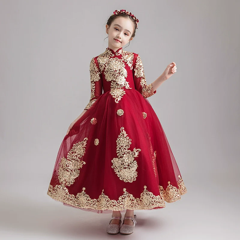 Elegant Princess Gown: Long-Sleeve Winter Wedding Dress for Girls' Piano Performance - Image 2