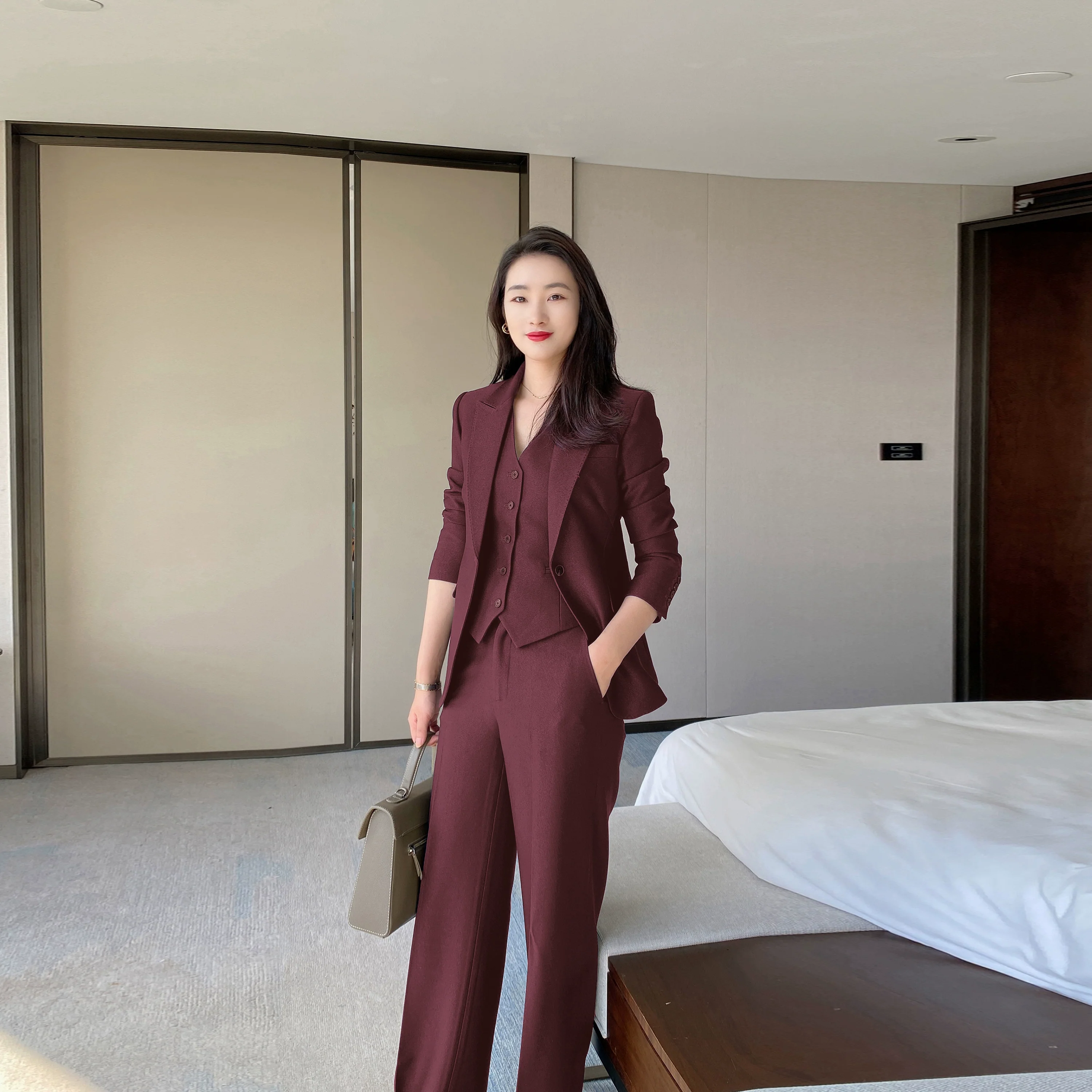 Elegant Winter Suit Set with Red Vest and Trousers - Image 6