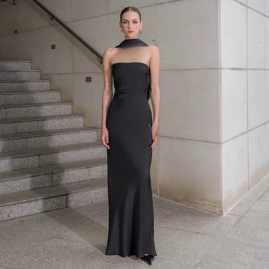 Elite Black Bridesmaid Evening Dress - Image 4