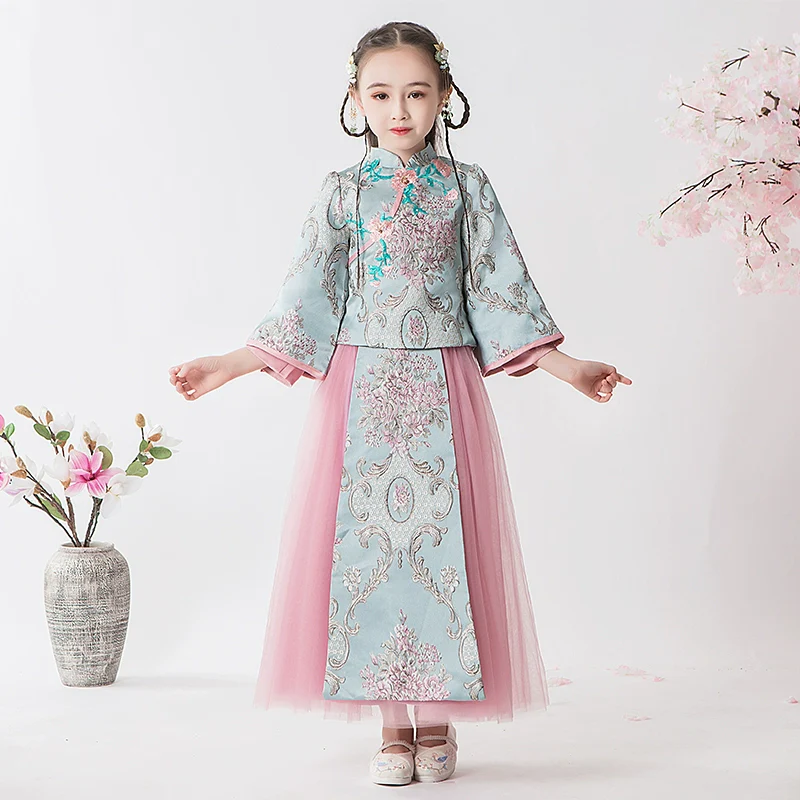 Elite Long Sleeve Children's Hanfu Cheongsam Traditional Wedding Dress Set - Image 2