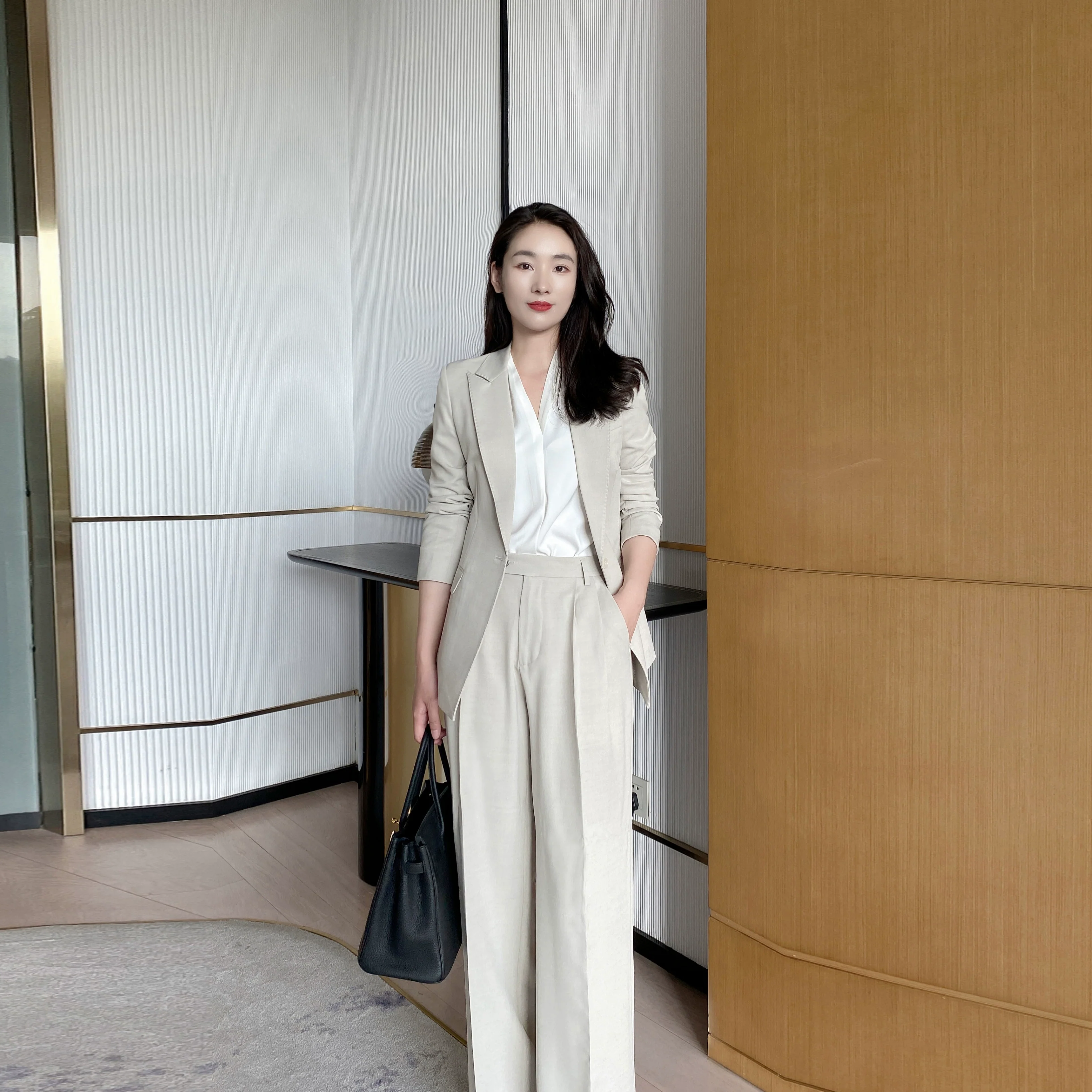 Fish Belly White Loose-Fit Autumn Women's Suit Set - Image 2