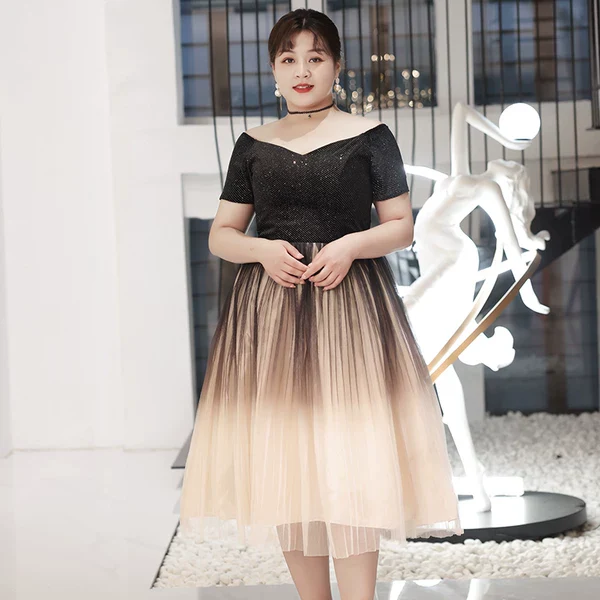 French Style Black Evening Dress - Image 2