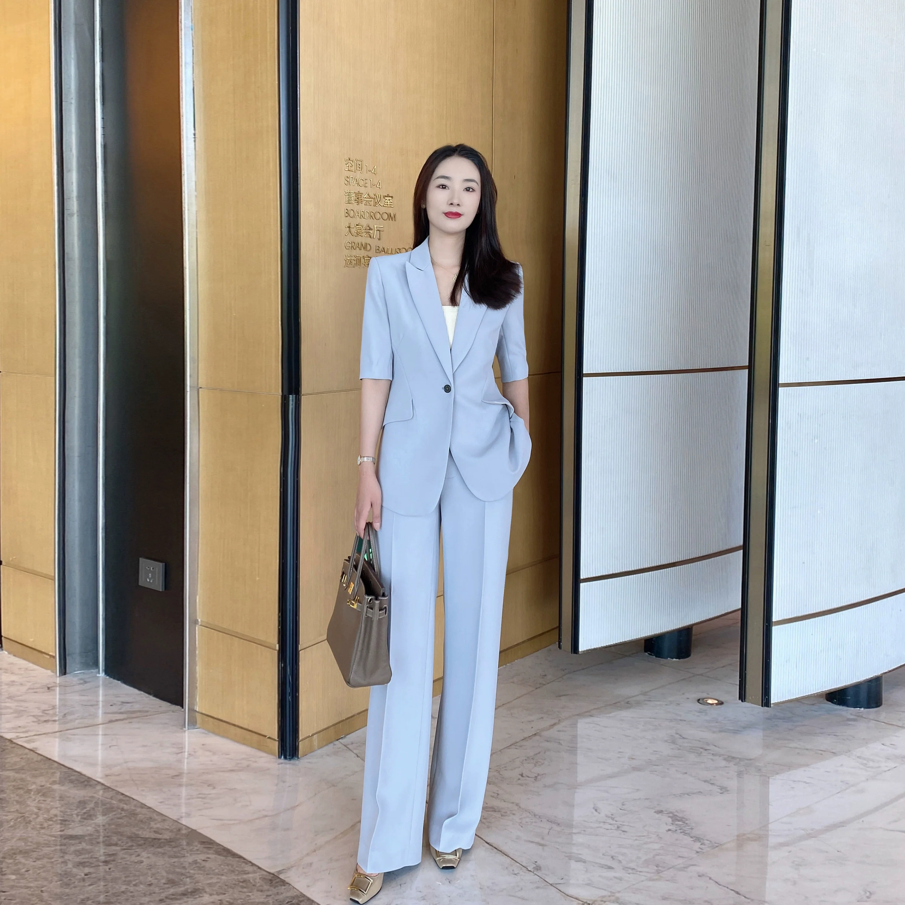 Moon Gray Slim Fit Summer Suit Jacket & Trousers Set - Image 2