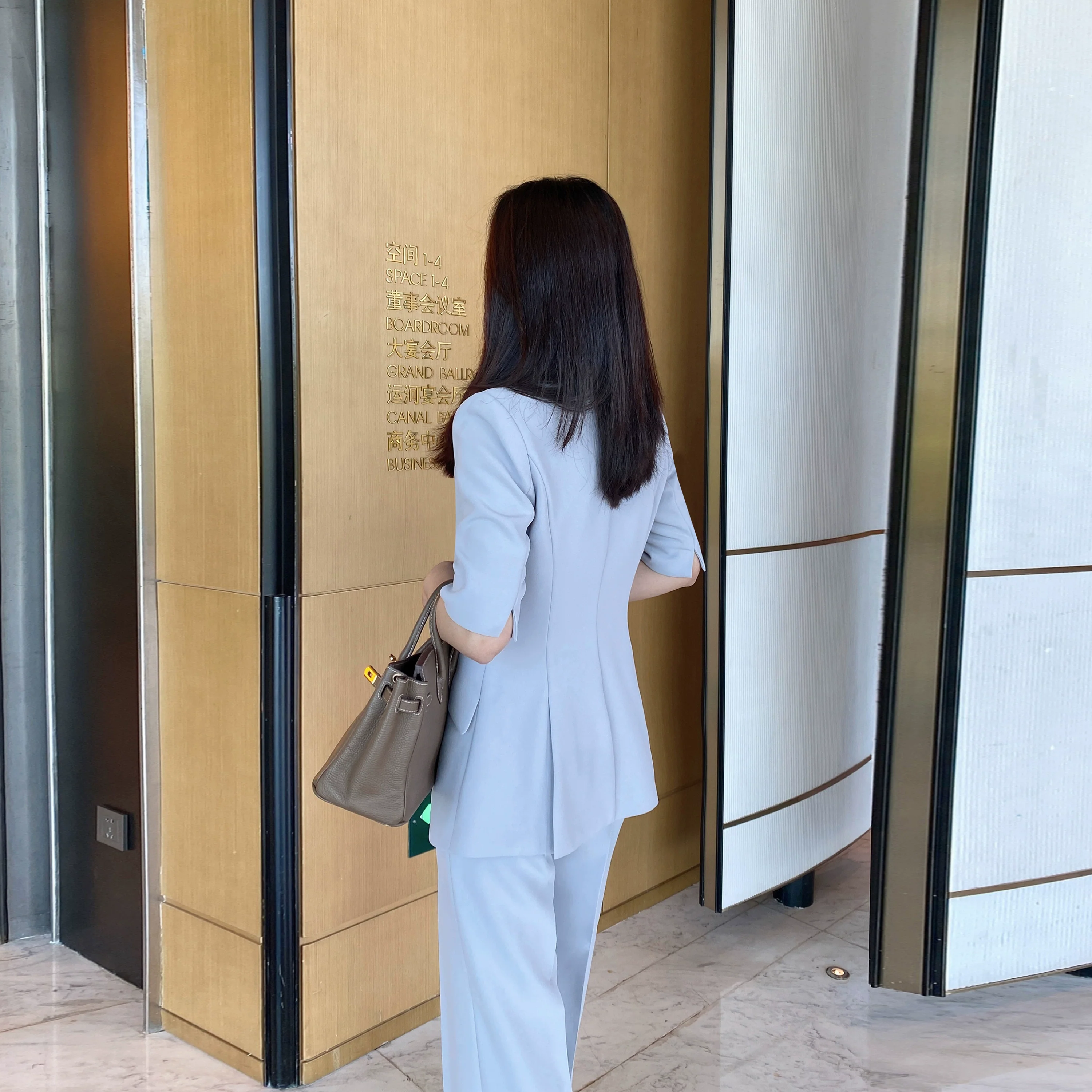 Moon Gray Slim Fit Summer Suit Jacket & Trousers Set - Image 3