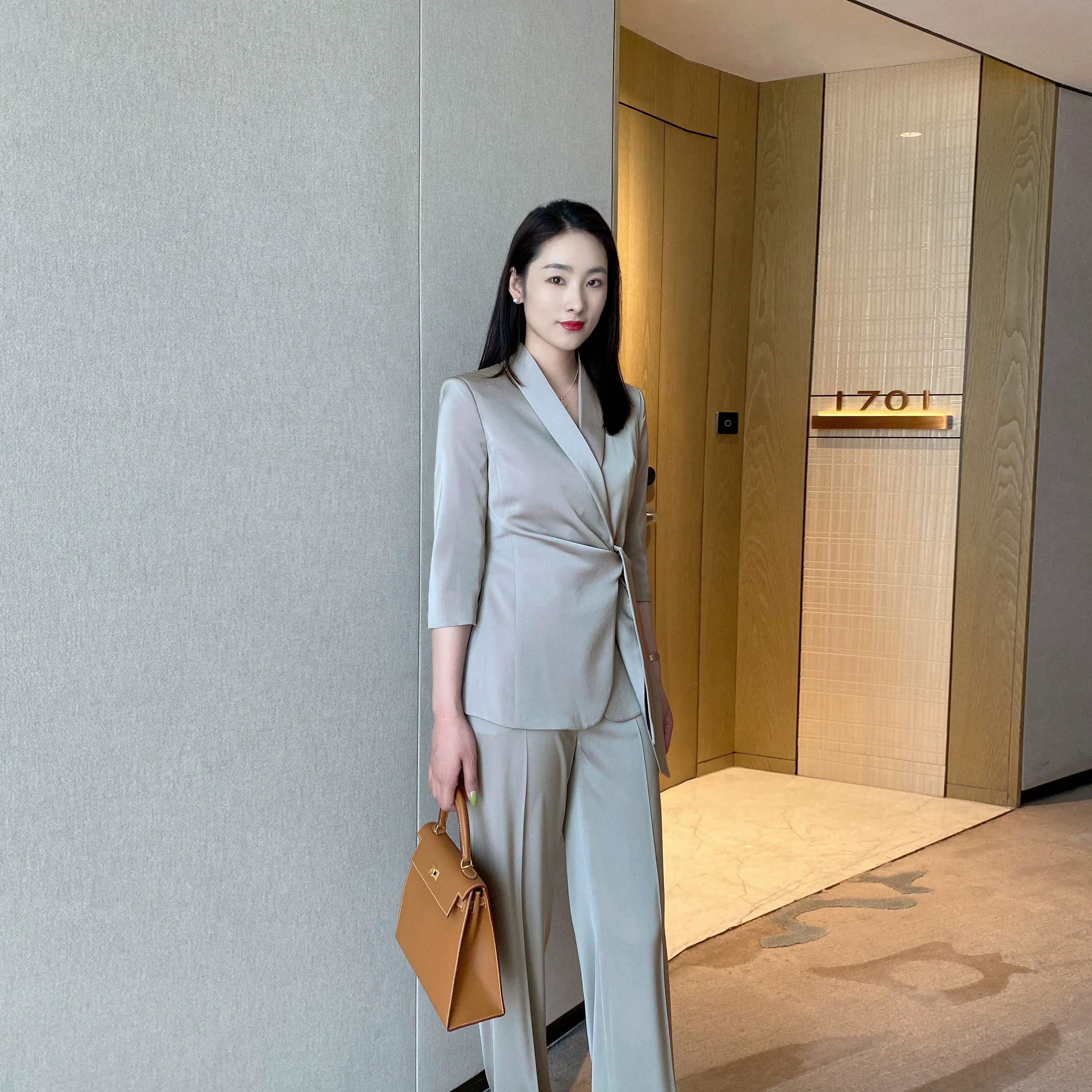 Mustard Polyester Classic Suit Jacket & Trousers Set for Women - Image 4