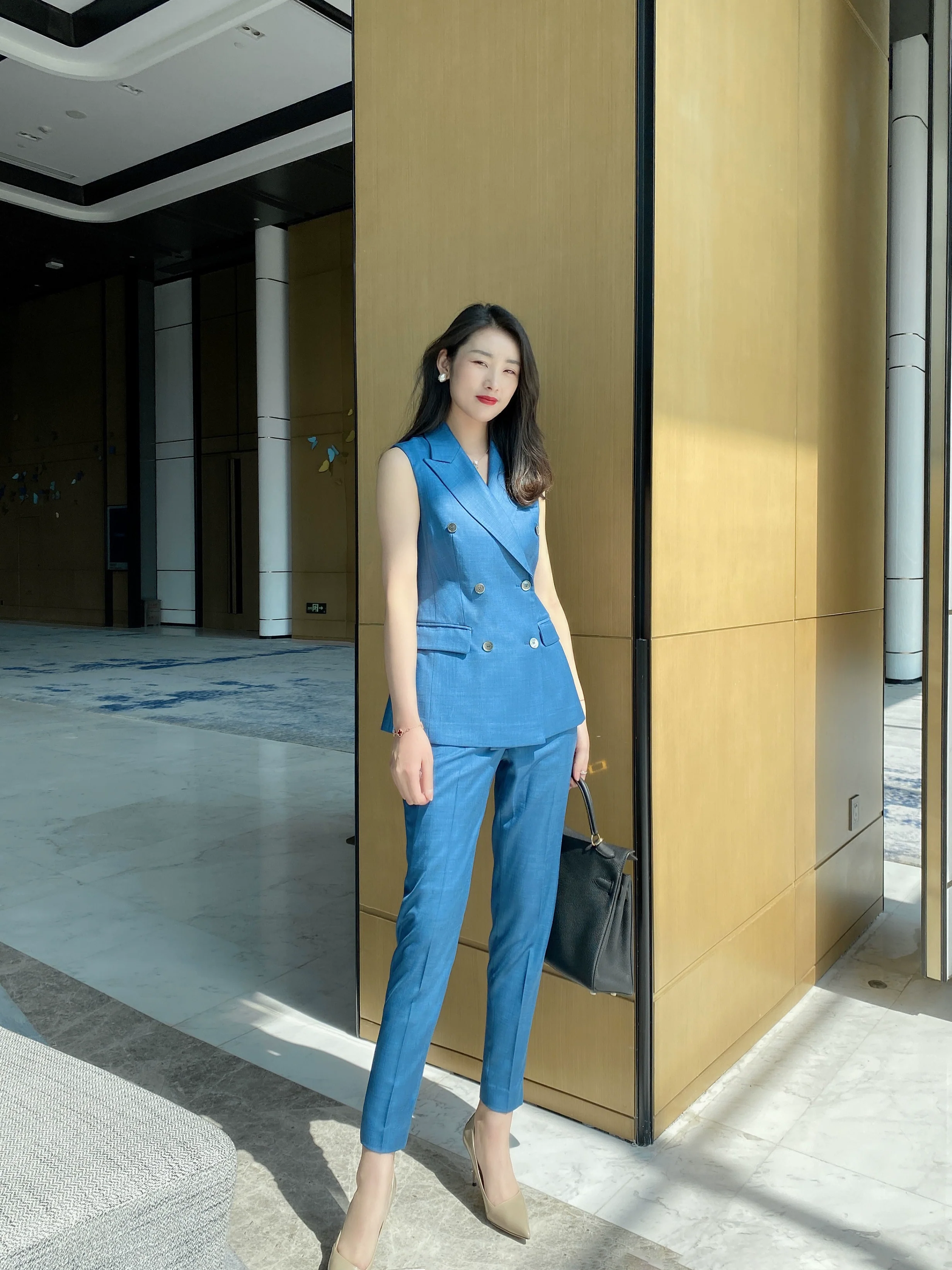 Prussian Blue Summer Thin Suit Set with Sleeveless Vest - Image 5
