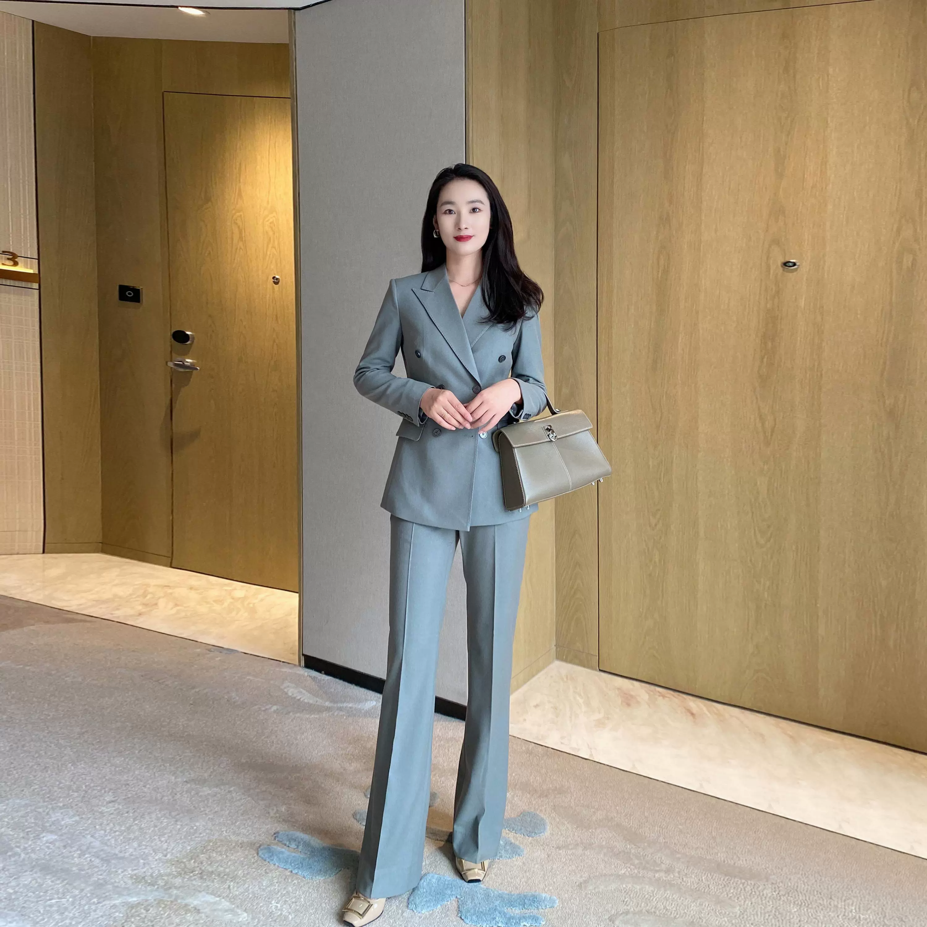 Warm Woolen Women's Suit Set - Slim Fit Elegant Design - Image 4