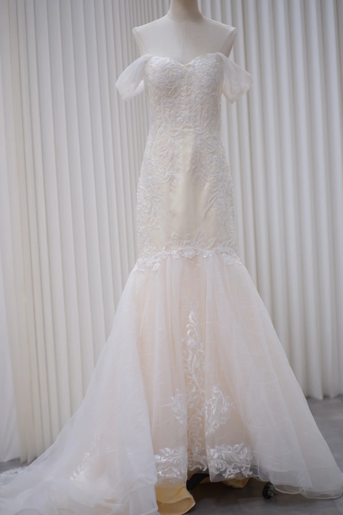 Premium Full Beaded Size S Wedding Gown | Ready-to-Wear - Image 5
