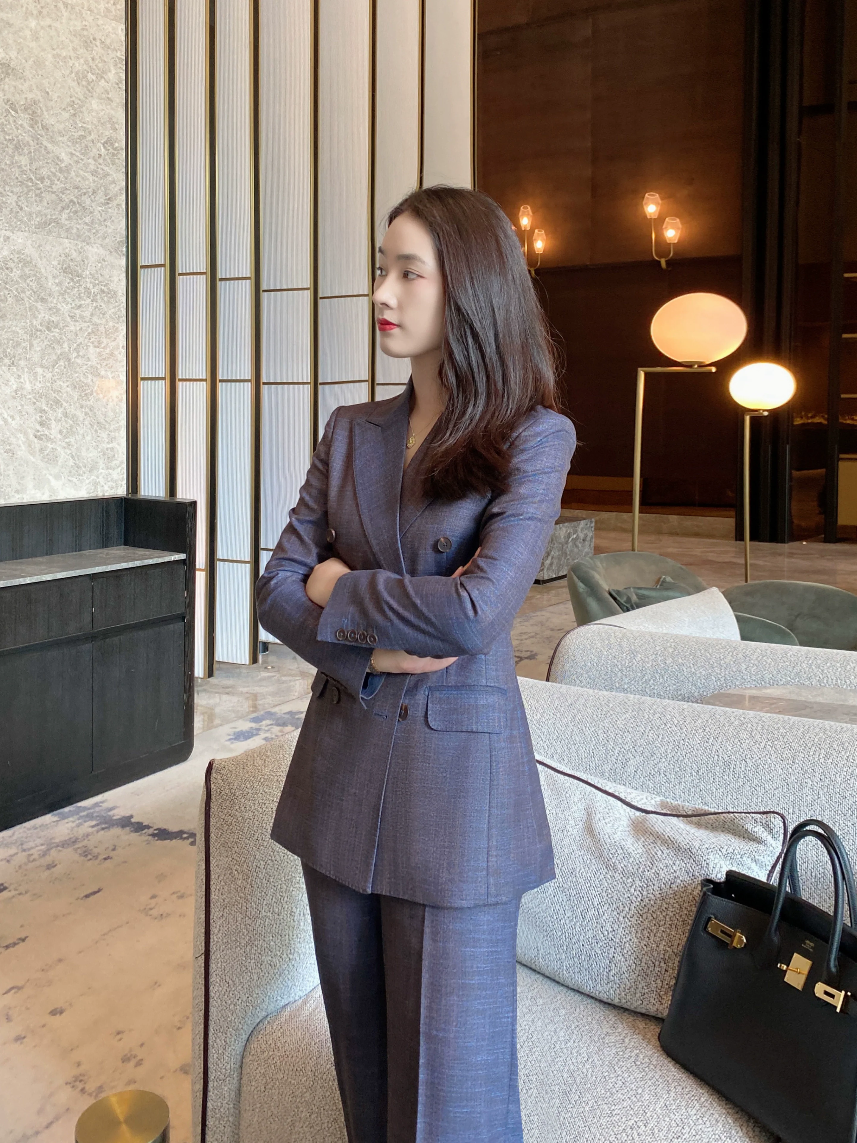 Wisteria Classic Loose-Fit Suit Jacket & Trousers Set - Image 3