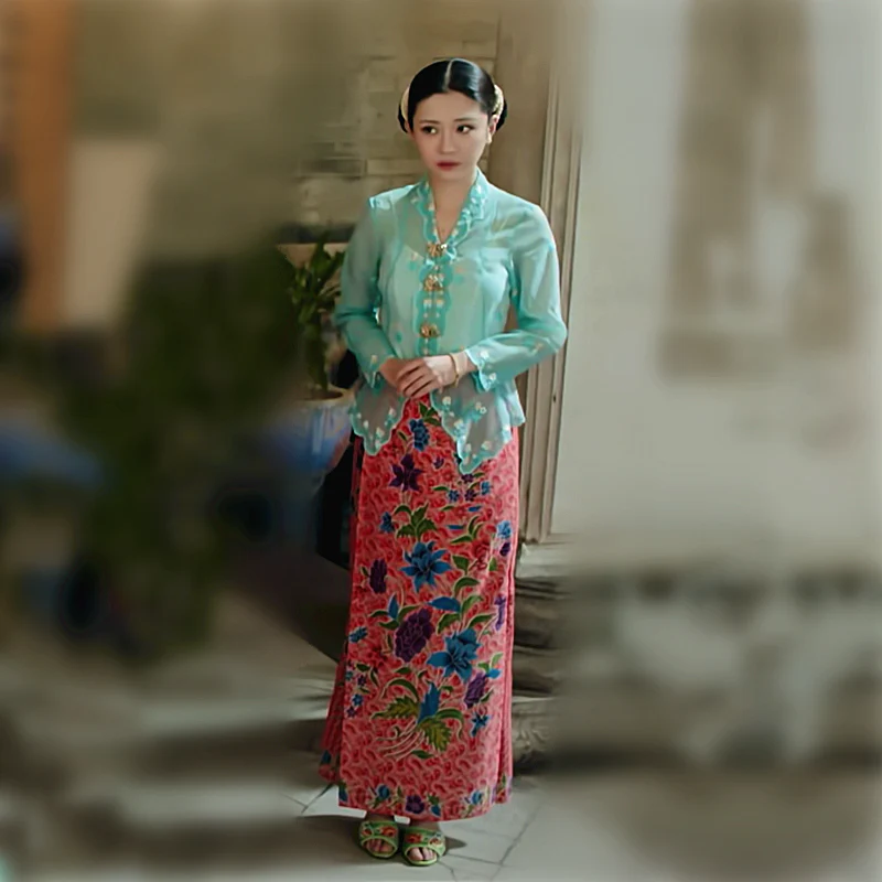 Kebaya Nyonya Cardigan - Image 2